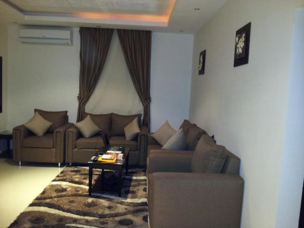 Dorar Darea Serviced Apartments - Al Malqa Riad Habitación foto
